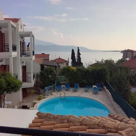 Hotel apartamentowy Avra Studios