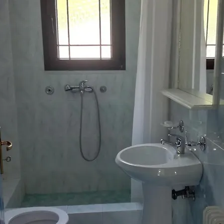 Hotel apartamentowy Avra Studios *
